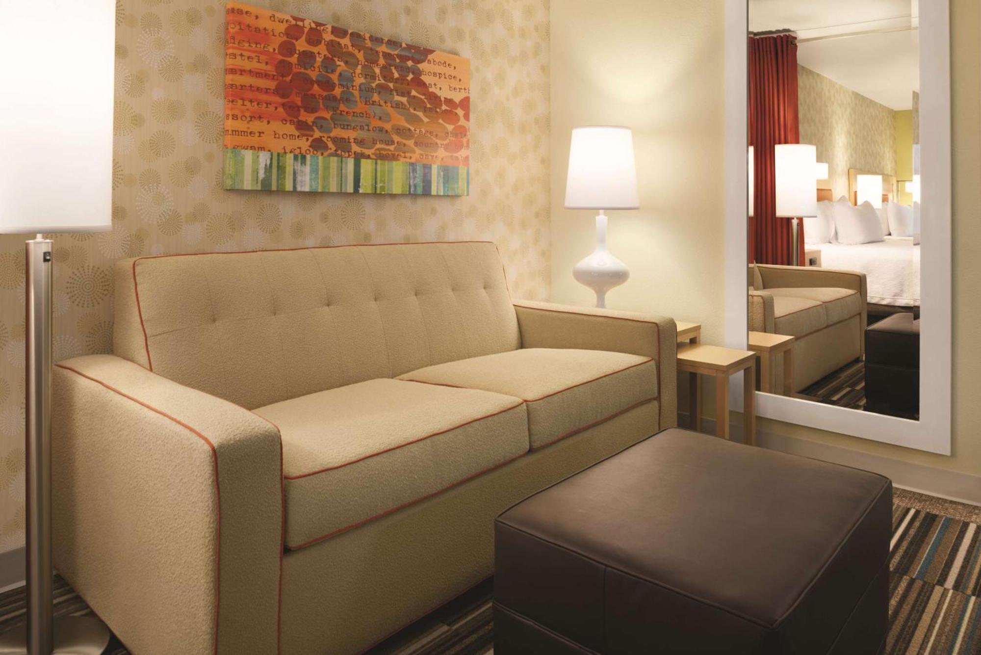 Home2 Suites By Hilton Iowa City Coralville Εξωτερικό φωτογραφία